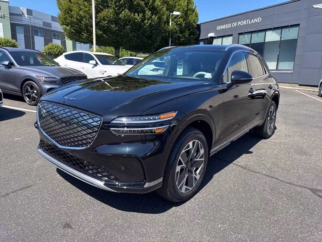 2026 Genesis Electrified Gv70 - Image 3