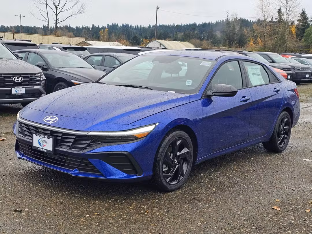2026 Hyundai Elantra Hybrid SEL Sport - Image 3