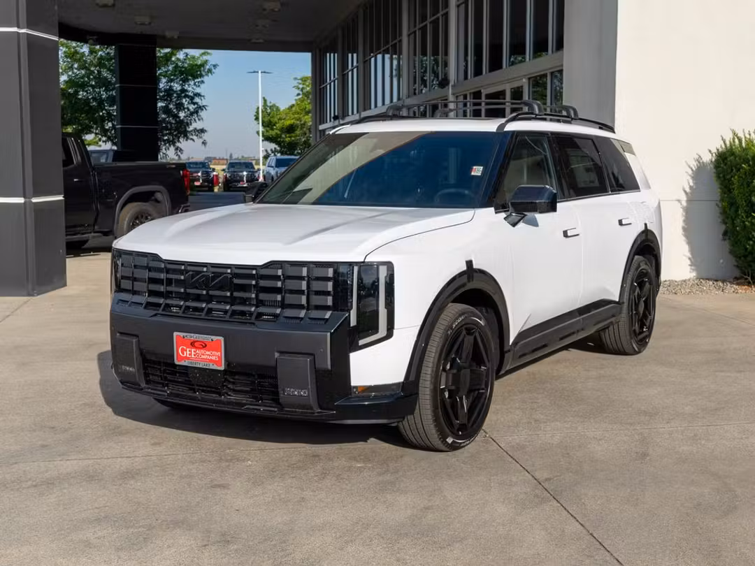 2027 Kia Telluride XLine EX - Image 3