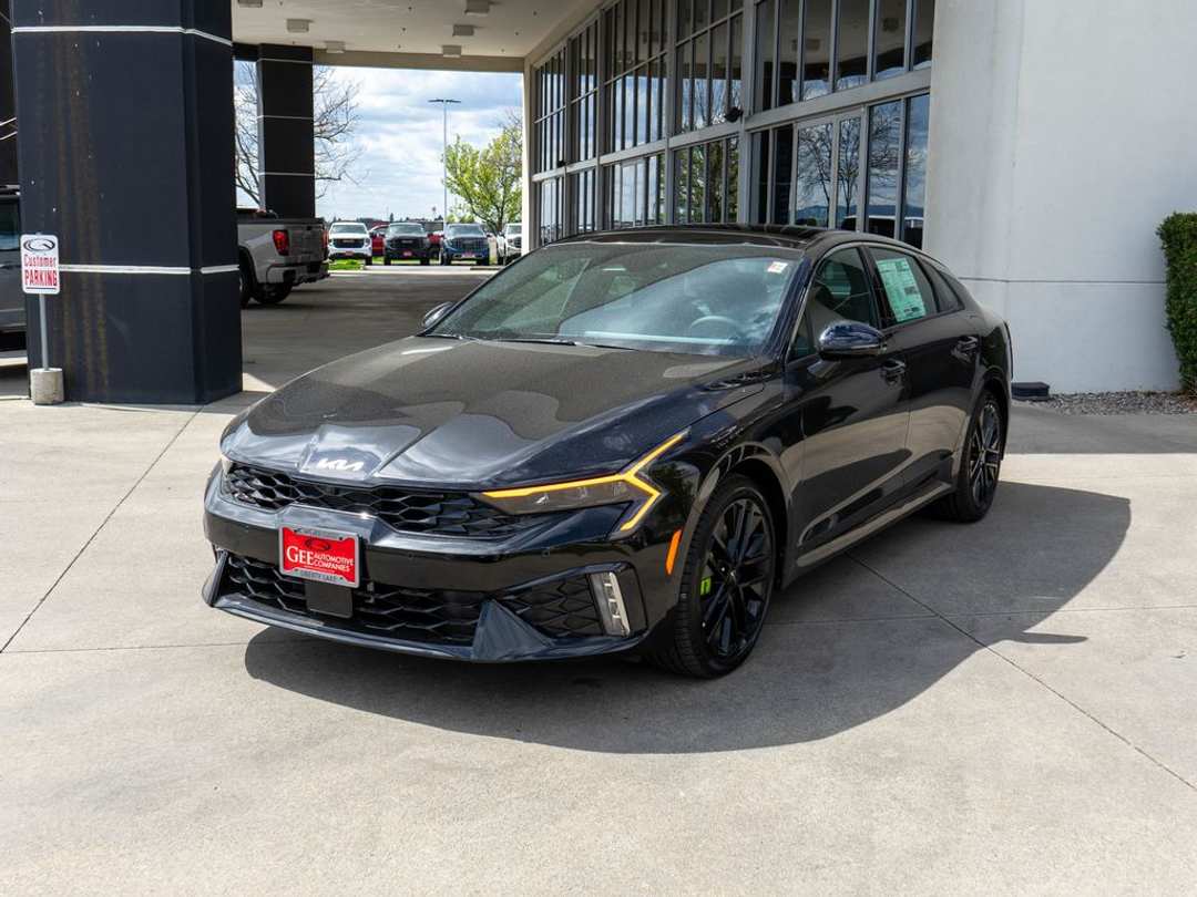 2026 Kia K5 GT - Image 3