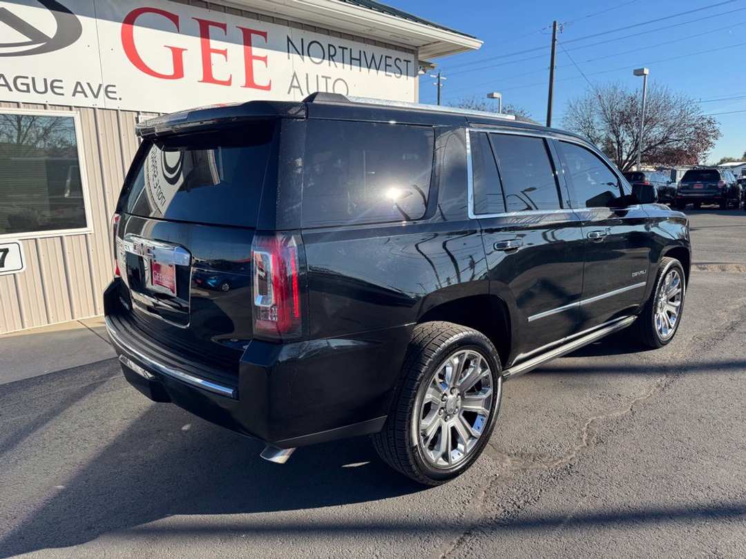 2016 GMC Yukon Denali - Image 3