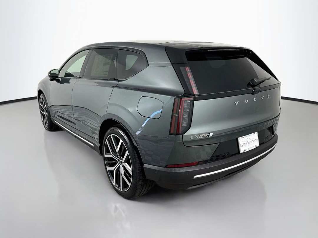 2027 Volvo Ex60 - Image 3