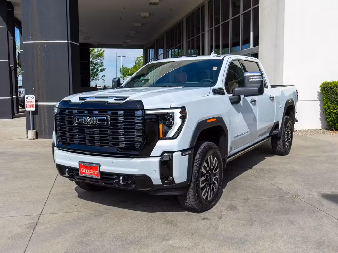 2026 GMC Sierra 2500Hd Denali Ultimate - Image 3