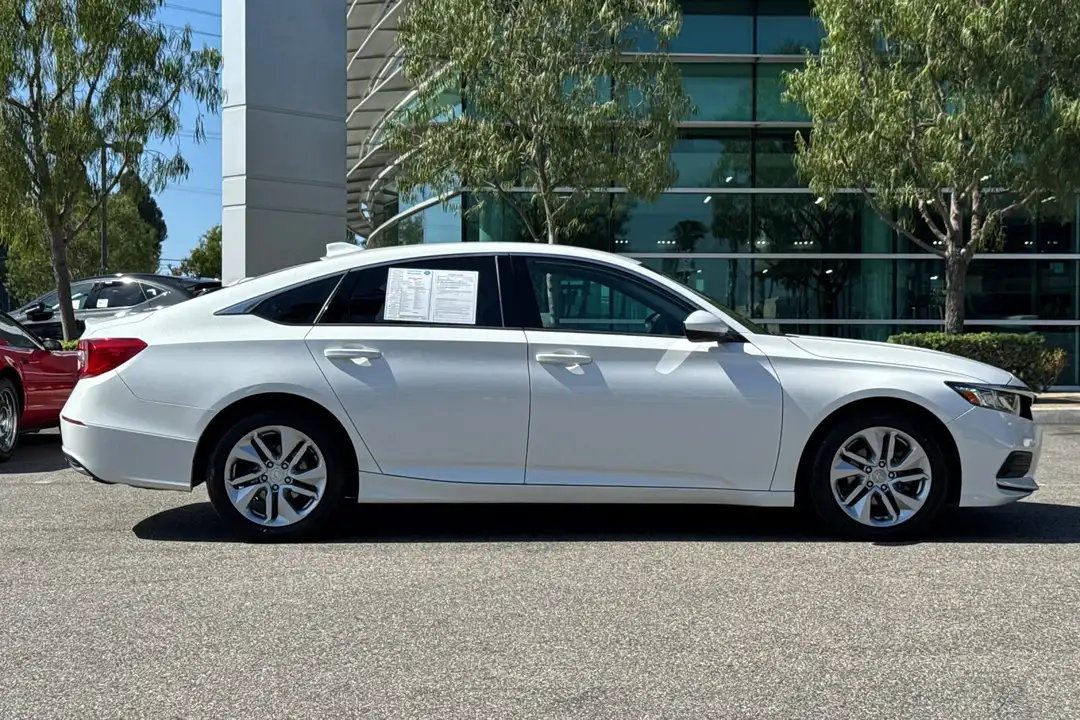 2020 Honda Accord LX - Image 3