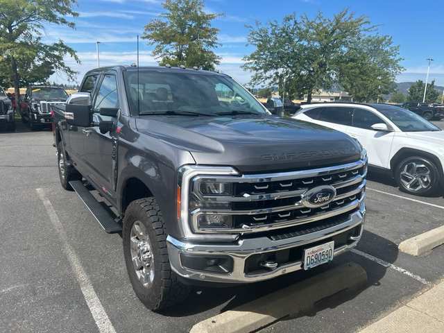 2023 Ford F-350Sd Lariat