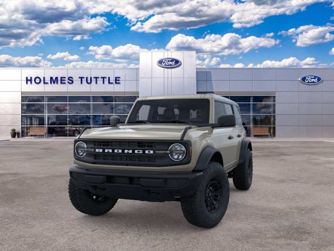 2026 Ford Bronco Base - Image 2