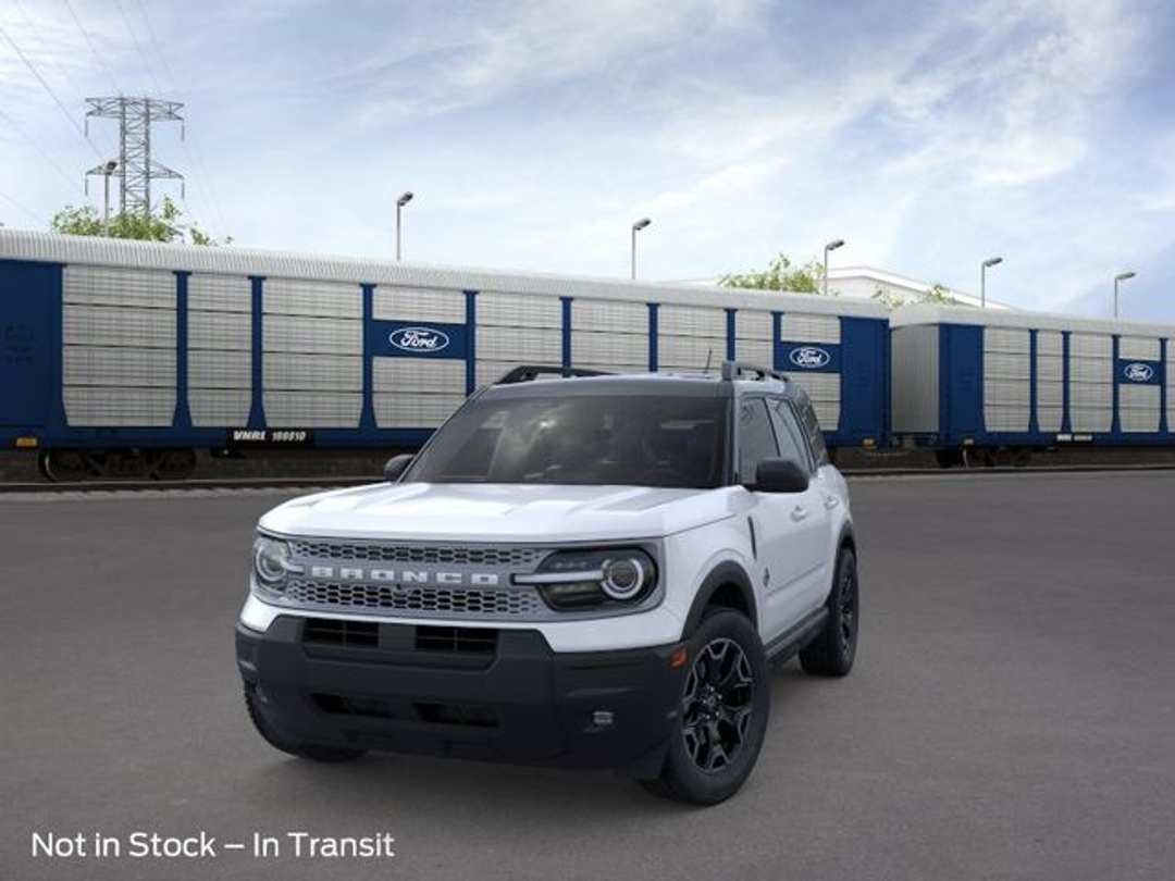 2026 Ford Bronco Sport Outer Banks - Image 2
