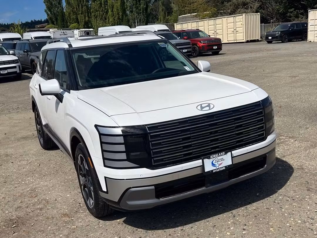 2026 Hyundai Palisade Limited - Image 3