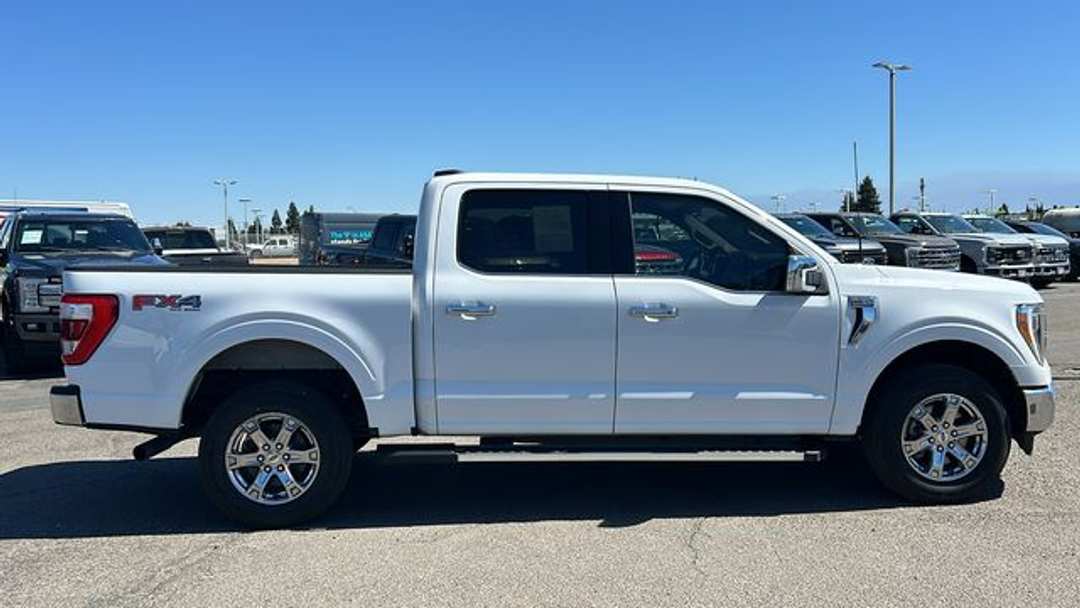 2023 Ford F-150 Lariat - Image 2