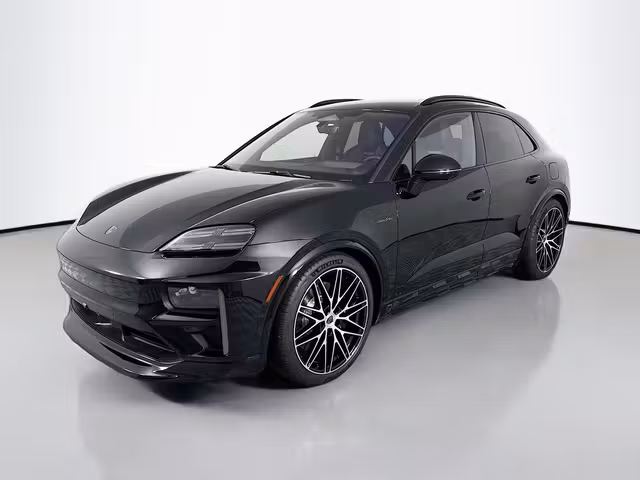 2025 Porsche Macan Turbo