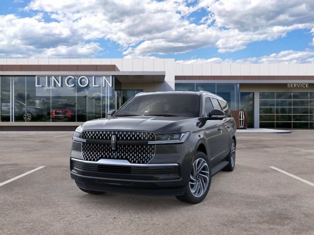 2026 Lincoln Navigator L Premiere - Image 2