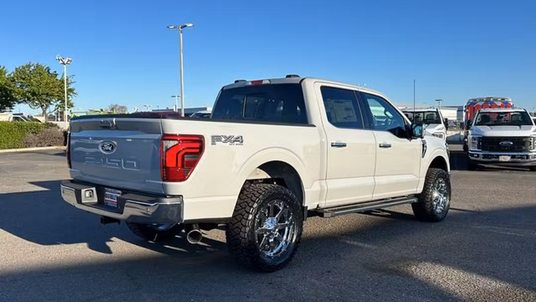 2026 Ford F-150 Lariat - Image 3