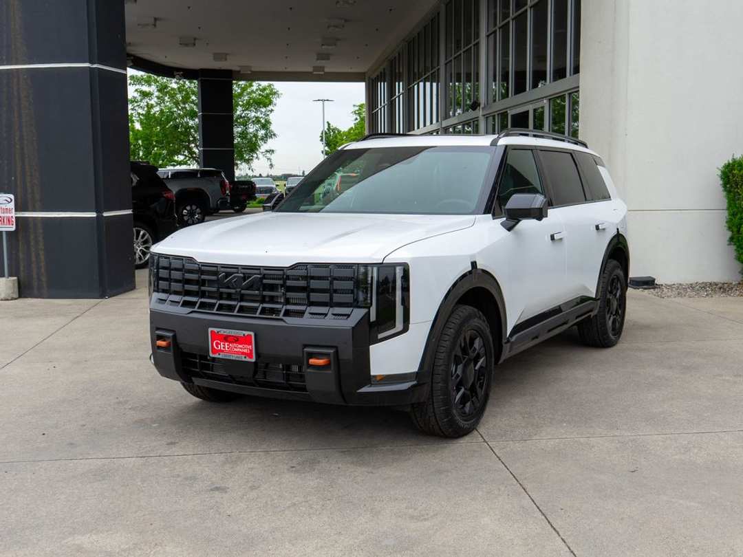 2027 Kia Telluride XPro SXPrestige - Image 3