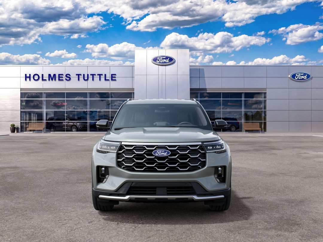 2027 Ford Explorer Platinum - Image 3