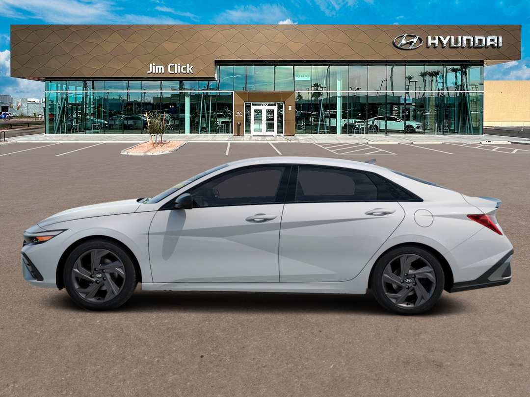 2026 Hyundai Elantra SEL Sport Plus - Image 3