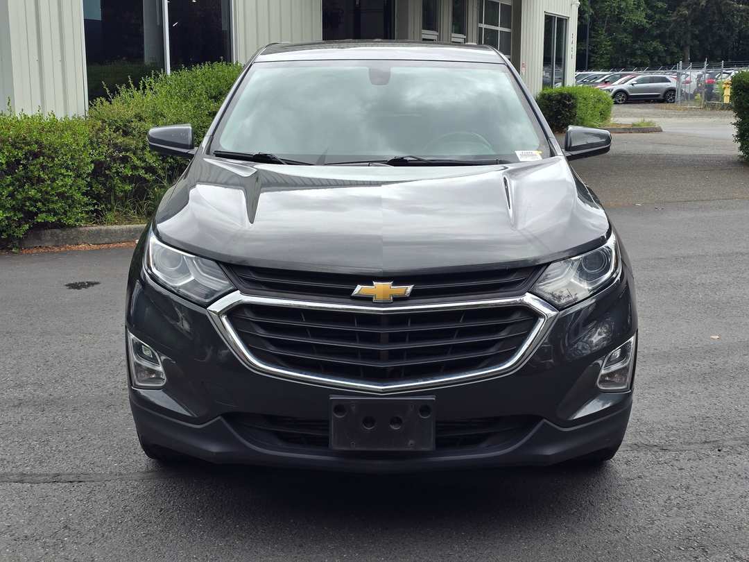 2018 Chevrolet Equinox LT - Image 2