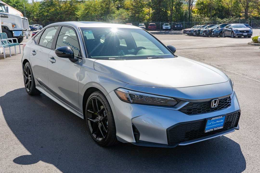 2026 Honda Civic Hybrid Sport - Image 3