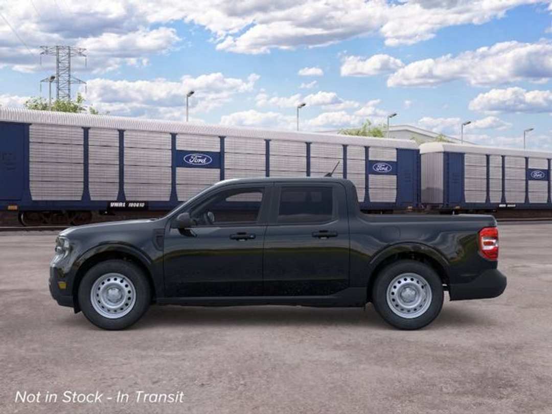 2026 Ford Maverick XL - Image 3