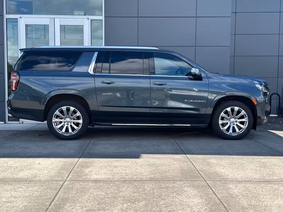 2021 Chevrolet Suburban Premier - Image 2