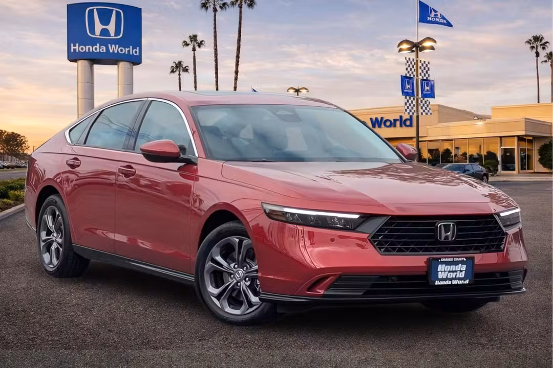 2026 Honda Accord Hybrid EXL - Image 2