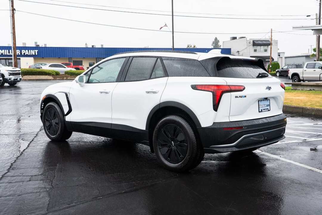 2026 Chevrolet Blazer Ev LT - Image 2
