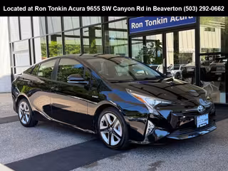 2017 Toyota Prius Three Touring