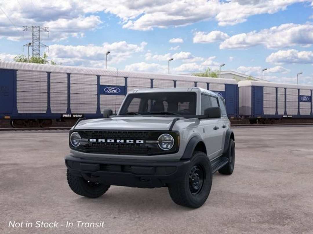 2026 Ford Bronco Big Bend - Image 2
