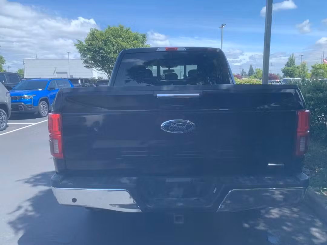 2019 Ford F-150 Lariat - Image 3