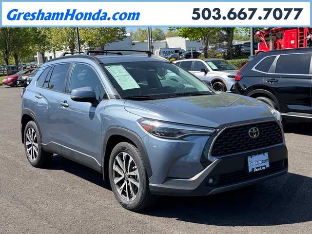 2023 Toyota Corolla Cross XLE