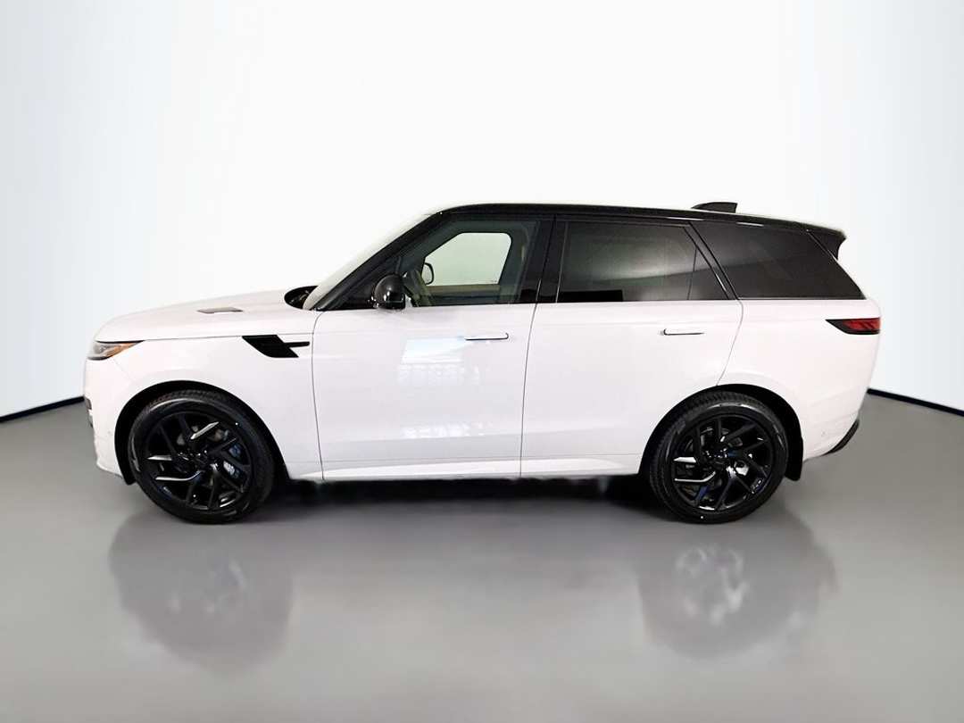 2026 Land Rover Range Rover Sport Dynamic SE - Image 2