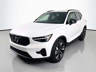 2026 Volvo Xc40 B5 Ultra