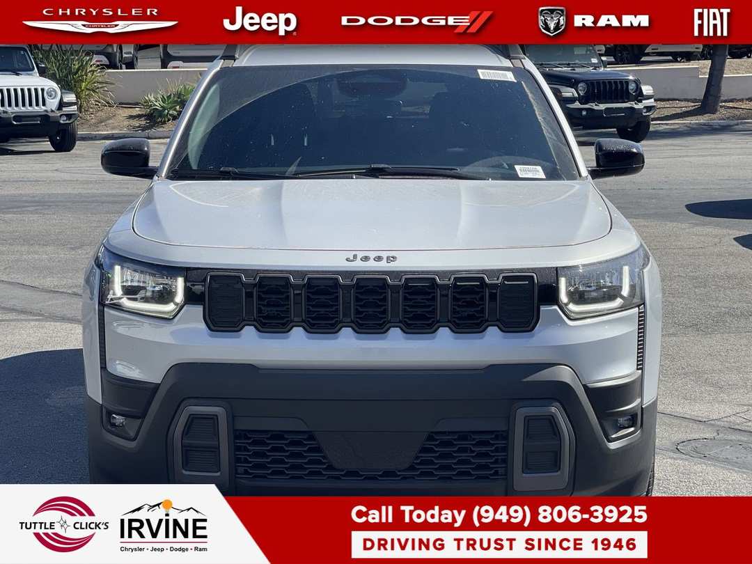 2026 Jeep Cherokee Laredo - Image 2