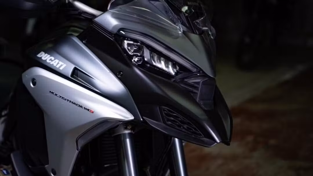 2021 Ducati Mts V4S - Image 2