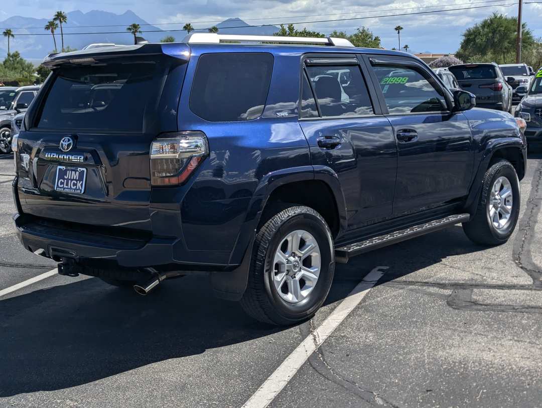2016 Toyota 4Runner SR5 - Image 2