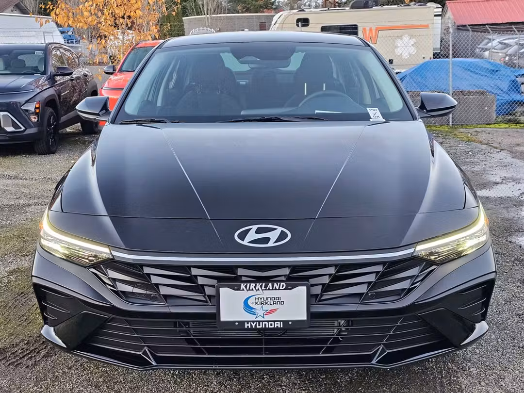 2026 Hyundai Elantra Hybrid Blue - Image 2