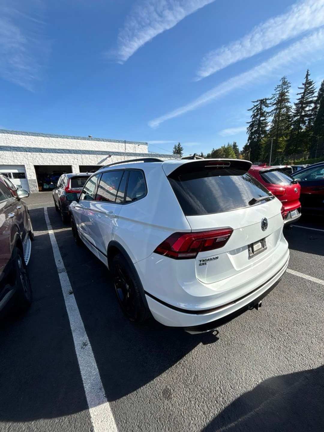 2019 Volkswagen Tiguan - Image 3