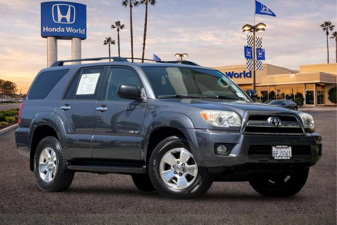 2008 Toyota 4Runner Sport - Image 2
