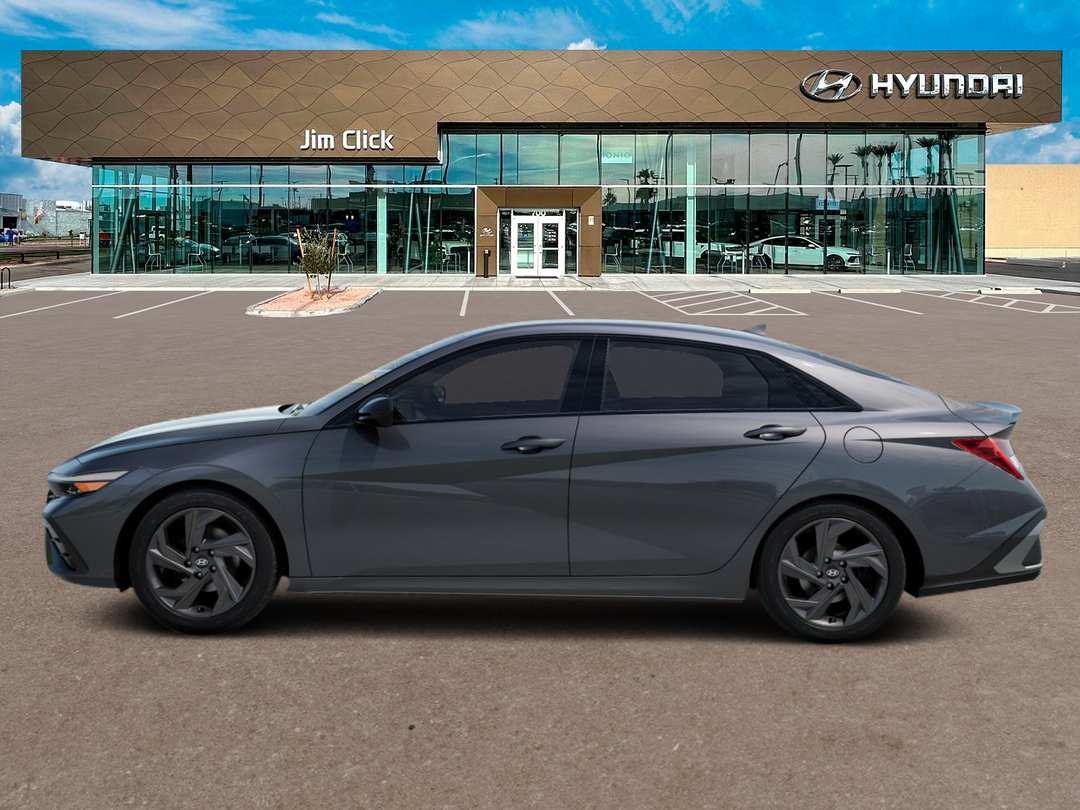 2026 Hyundai Elantra SEL Sport Plus - Image 3