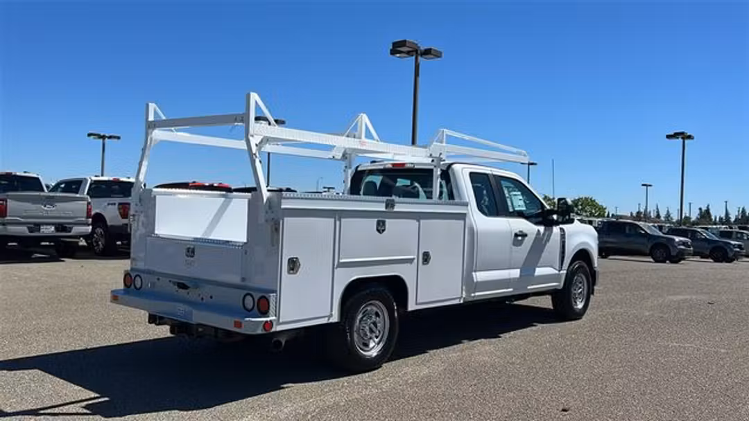 2026 Ford F-250Sd XL - Image 3