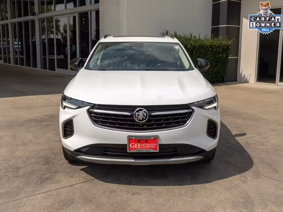 2023 Buick Envision Essence - Image 2