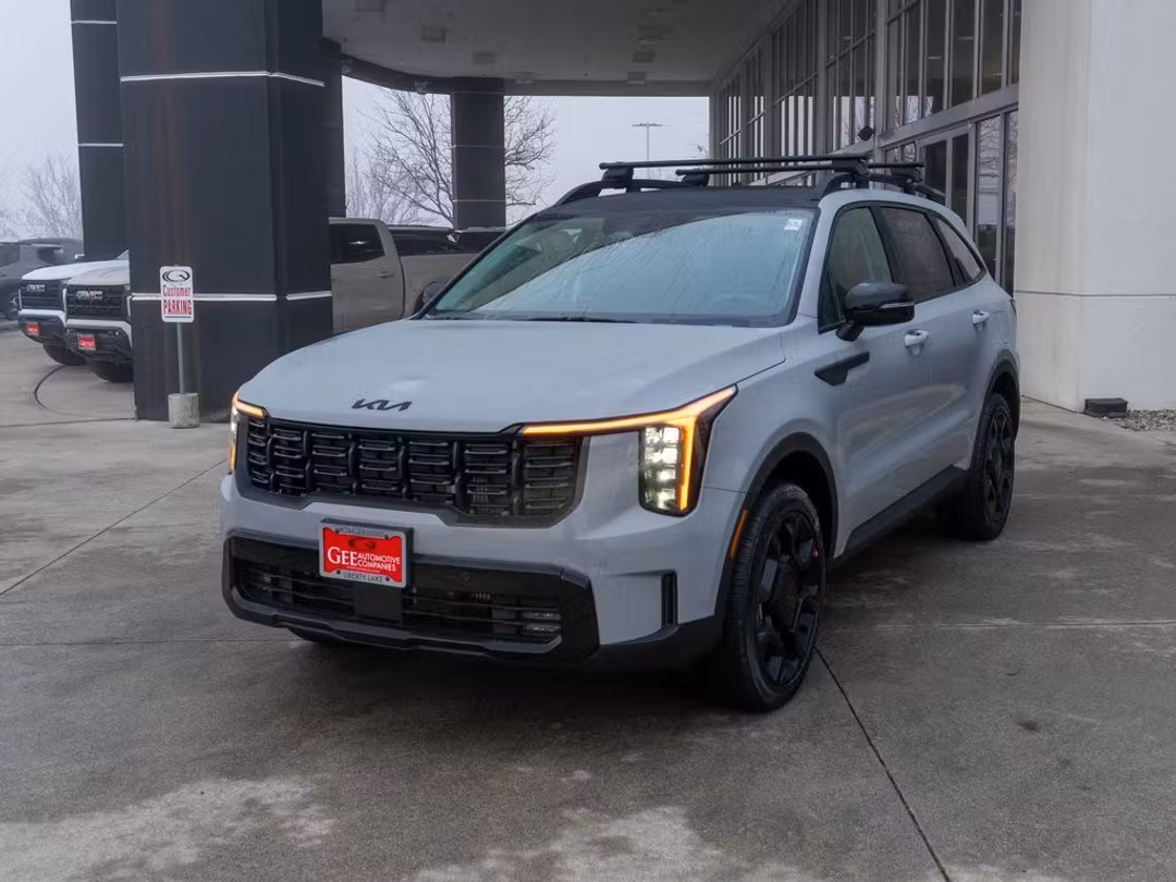 2026 Kia Sorento XLine EX - Image 3