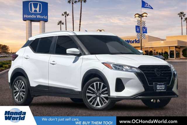 2022 Nissan Kicks SV
