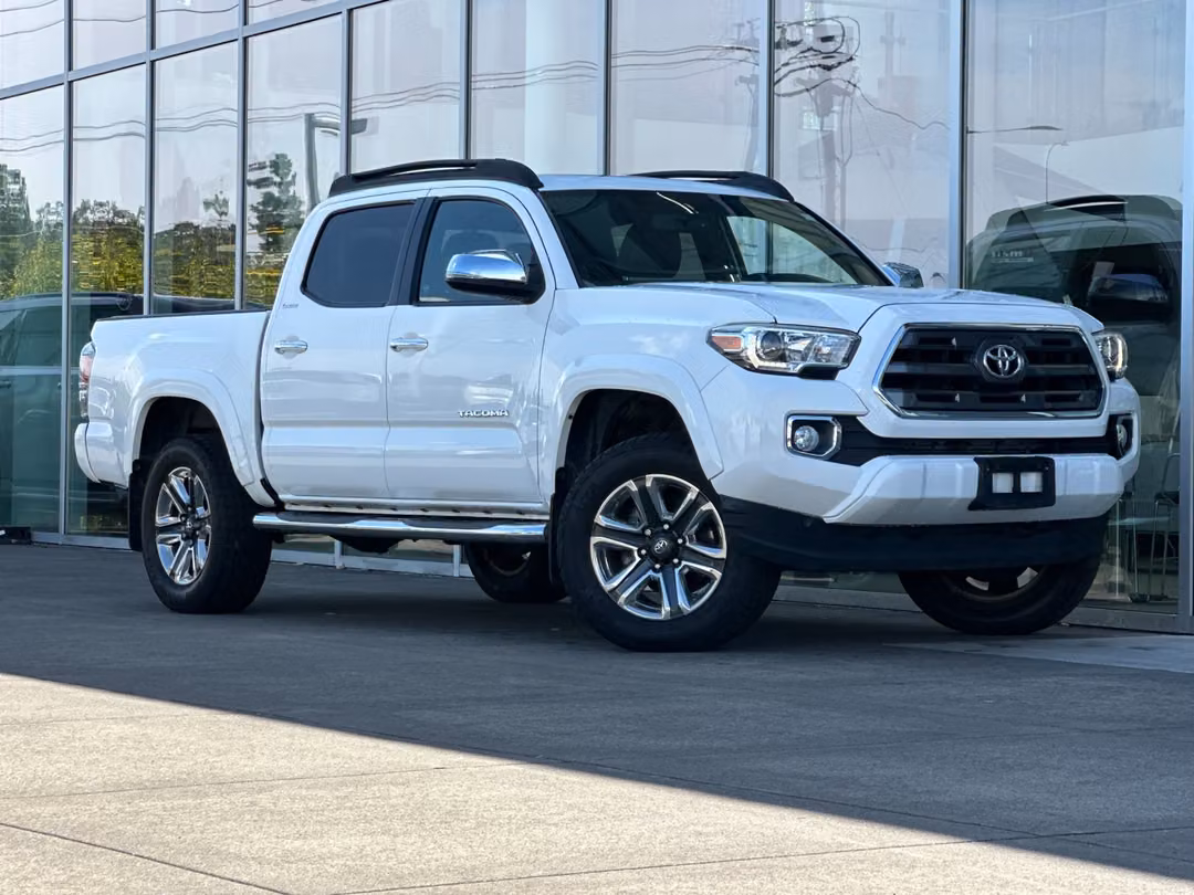 2017 Toyota Tacoma Limited - Image 2