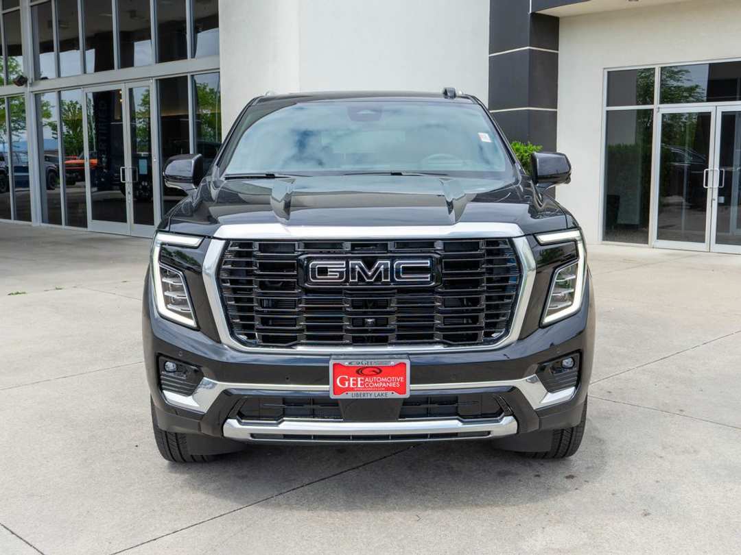 2026 GMC Yukon Xl Denali - Image 2