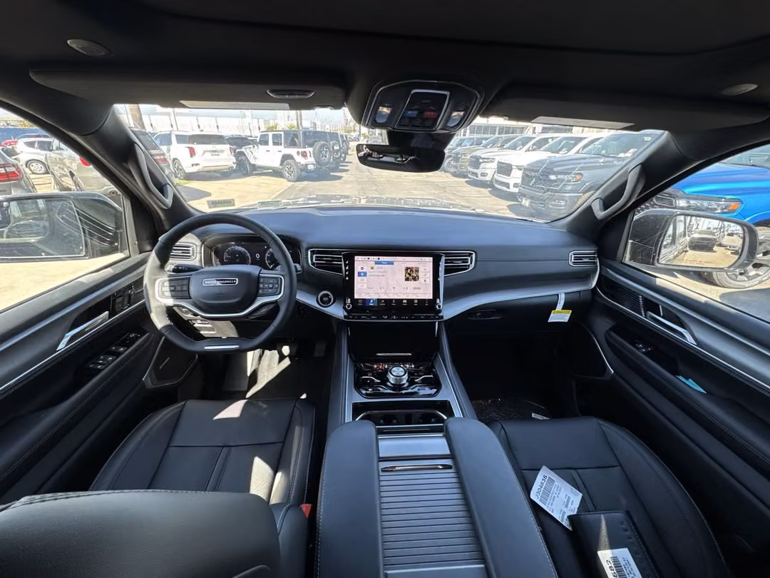 2026 Jeep Grand Wagoneer Upland - Image 2