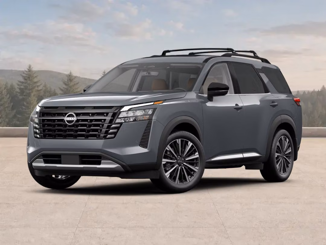 2026 Nissan Pathfinder Platinum - Image 3