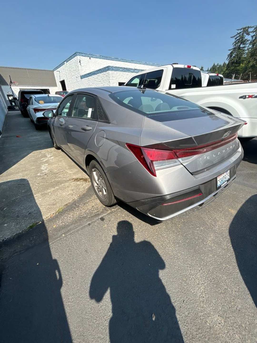 2025 Hyundai Elantra SE - Image 3