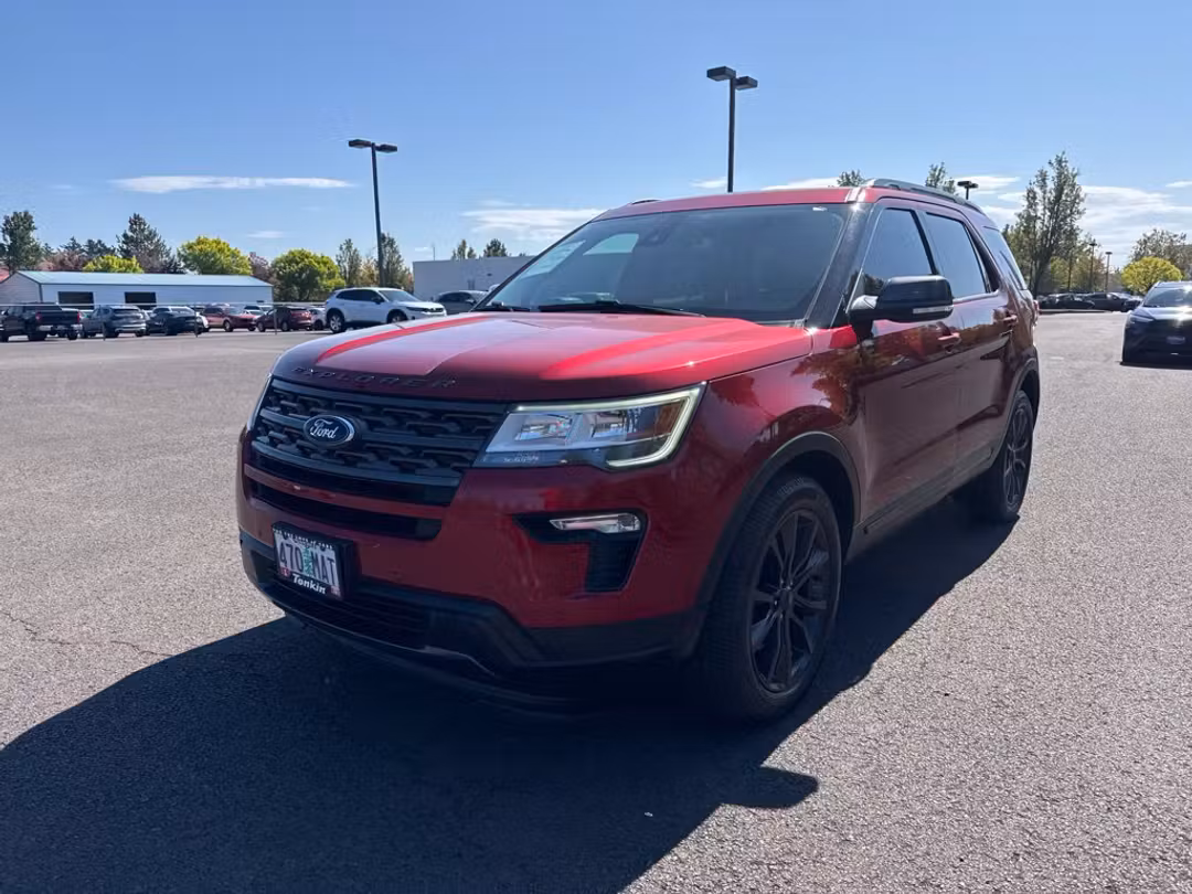 2019 Ford Explorer XLT - Image 3