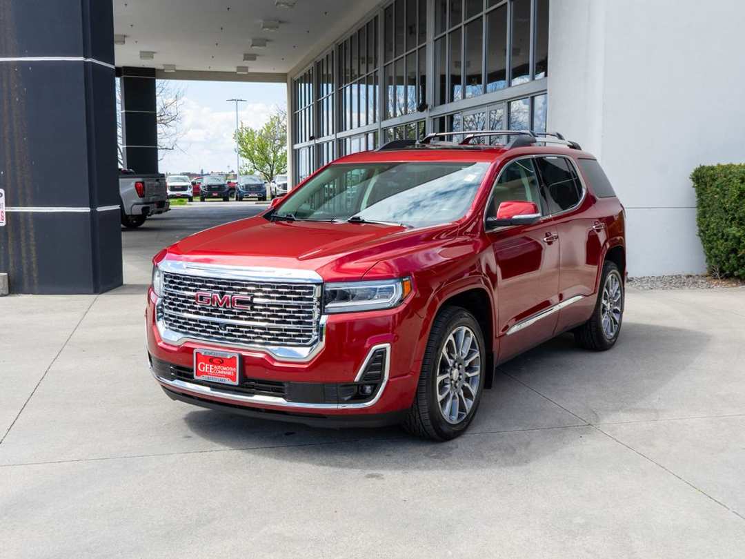 2021 GMC Acadia Denali - Image 3
