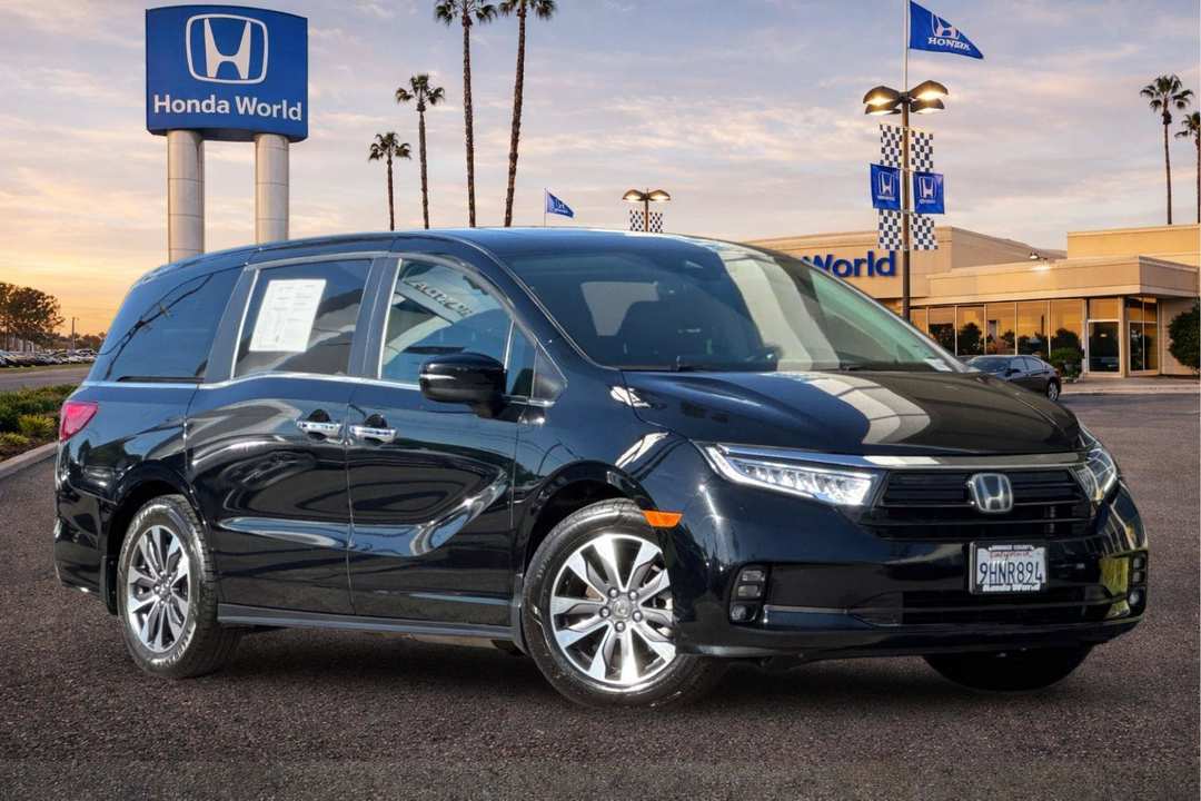 2023 Honda Odyssey EXL - Image 2